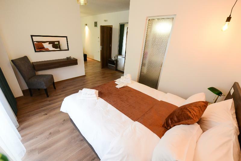 Hotel Cara 28 Szkopje Kültér fotó